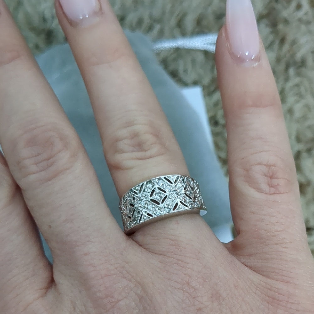 Fashion Ring